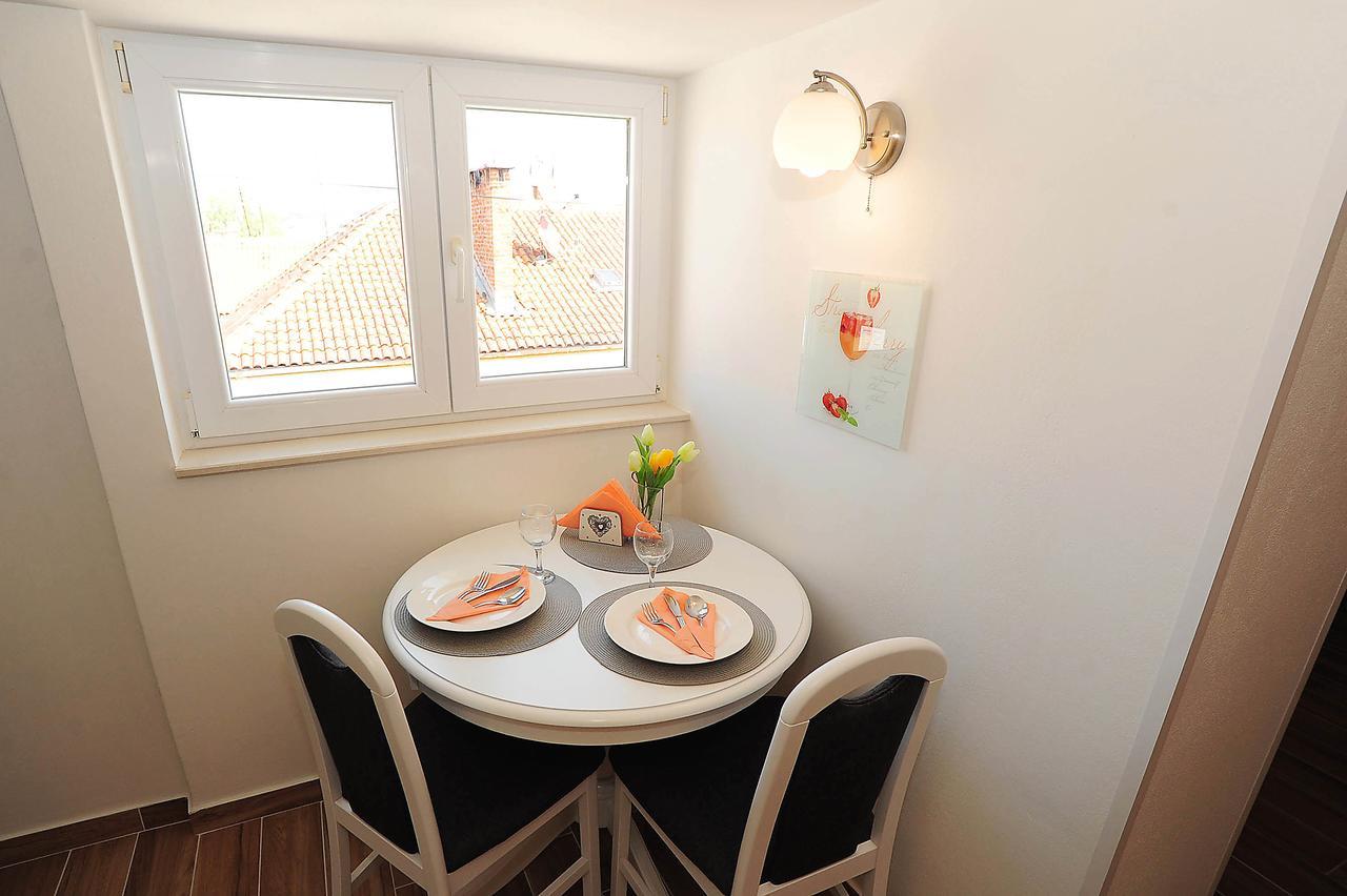 Top Center Zadar Studio Apartments ภายนอก รูปภาพ